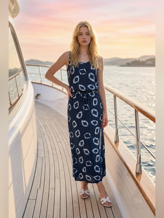Jones New York Dresses & Skirts - Jones New York (L) Navy and White Sleeveless Maxi Dress